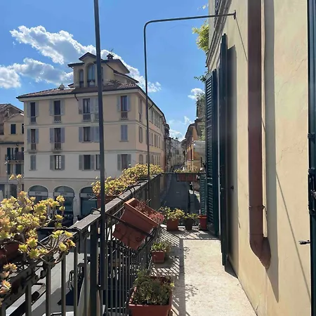 In Arnaldo Square Apartamento