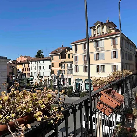 Apartman In Arnaldo Square *